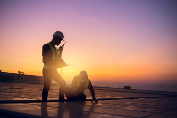 Best Flat Roof Repair Services  in Cortland, OH